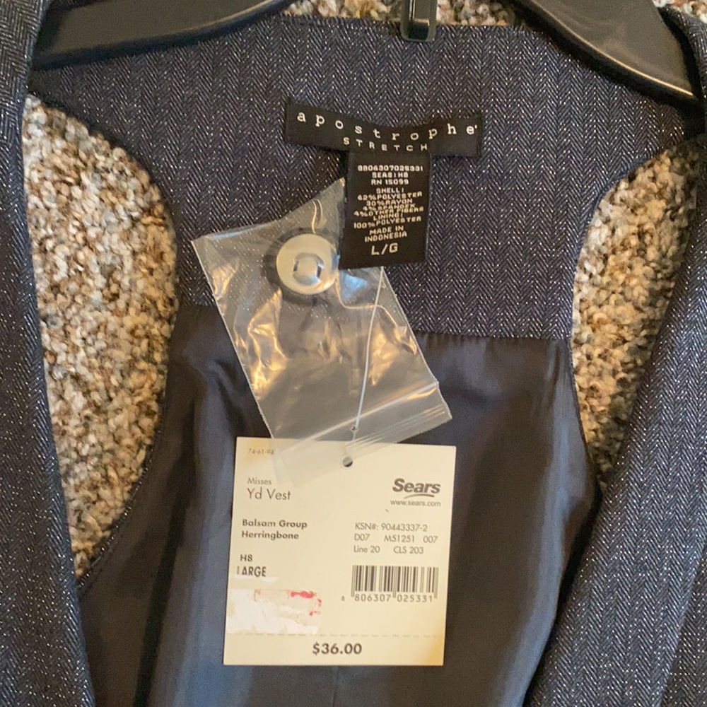 Apostrophe Stretch Vest - Picture 4 of 5
